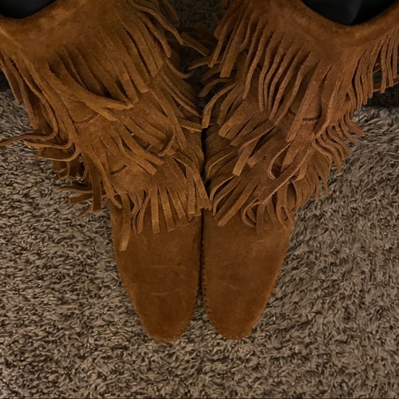 Cognac Minnetonka boots I also have them in black - Picture 6 of 7